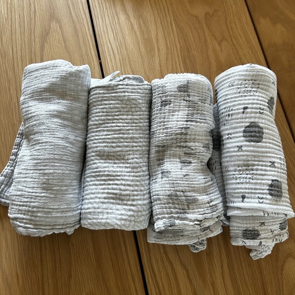 Aden and Anais swaddles - Picture 1 of 1